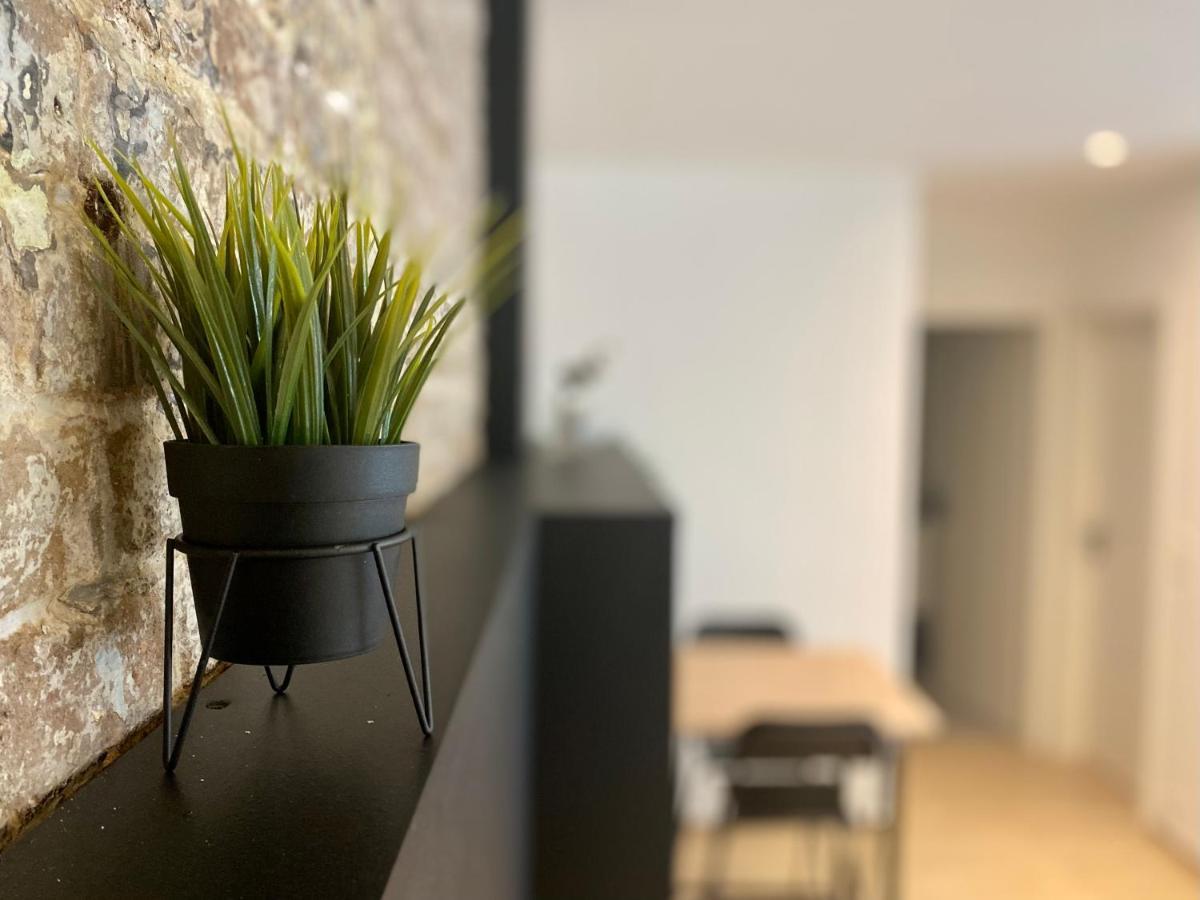 100% Renovated - Quiet Appartment Lieja Exterior foto